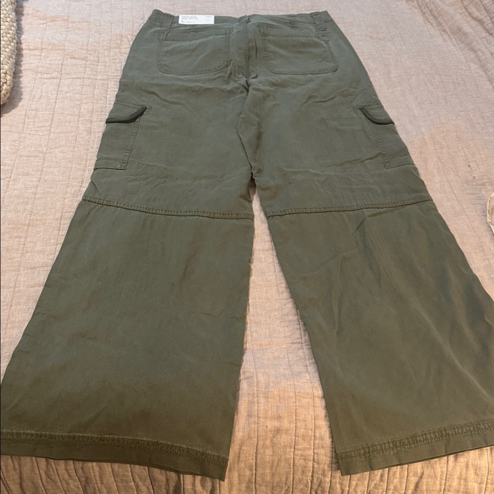 American Eagle Outfitters Olive Wide Leg Pants - Picture 5 of 7